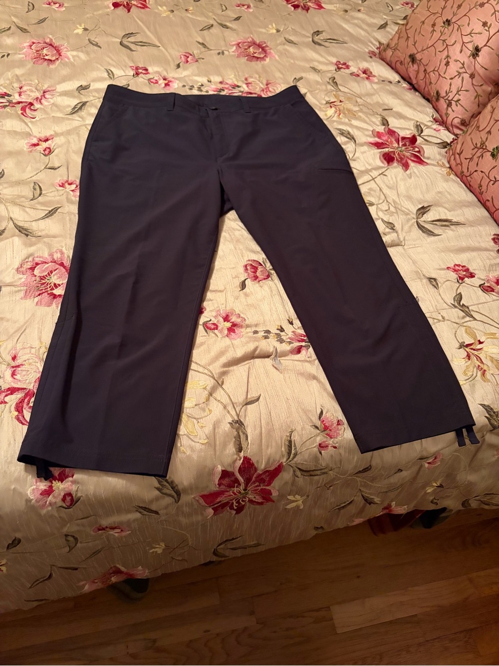 Eddie Bauer Black Cropped Ankle Pants